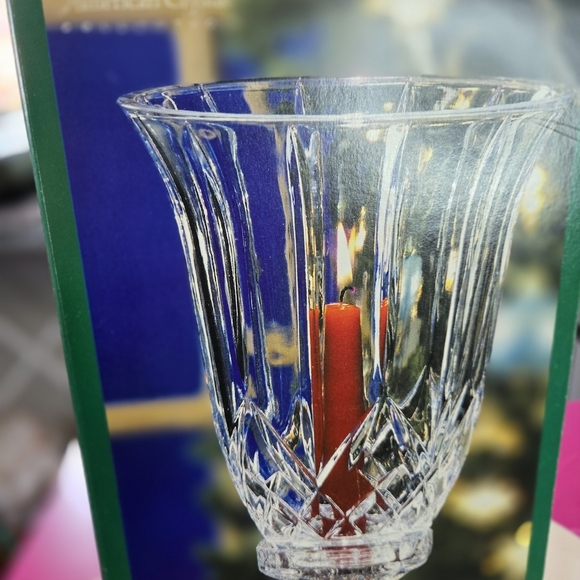 12" Crystal Hurricane with Red Accent - Picture 4 of 6